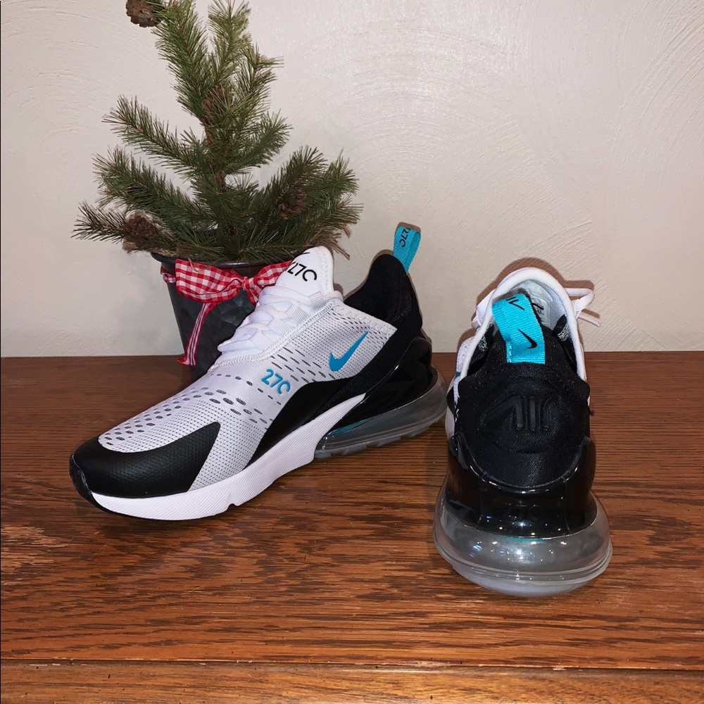 Nike Air Max 270 - Picture 3 of 7
